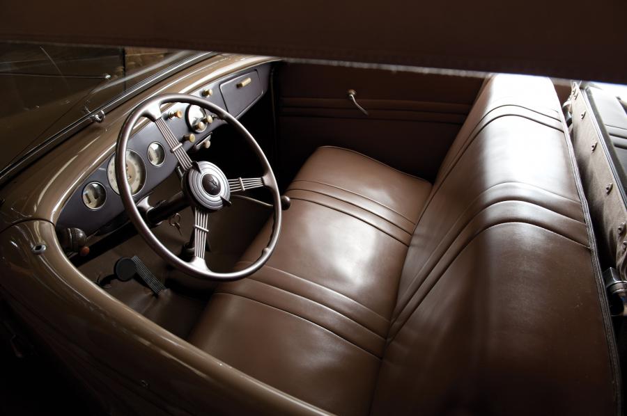  Ford DeLuxe Phaeton 1935 года  (фото 31 из 33)